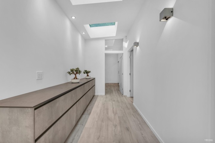 Photo 23 at 4138 Burkehill Road, Bayridge, West Vancouver