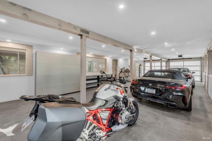 Photo 3 at 4138 Burkehill Road, Bayridge, West Vancouver