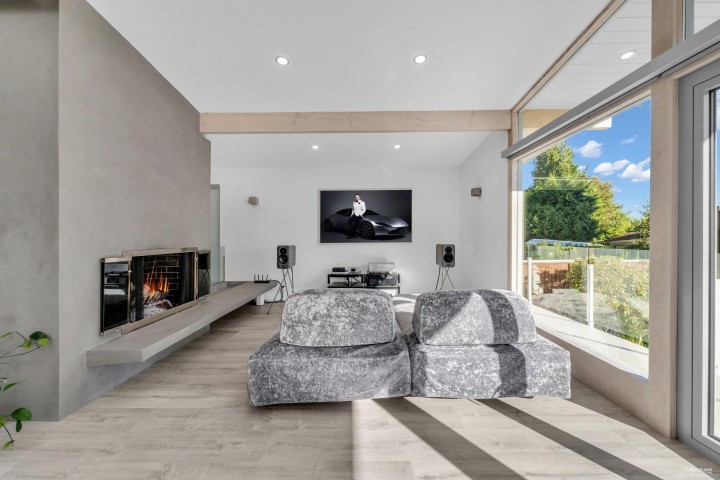 Photo 9 at 4138 Burkehill Road, Bayridge, West Vancouver