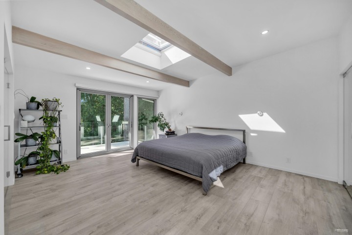 Photo 24 at 4138 Burkehill Road, Bayridge, West Vancouver