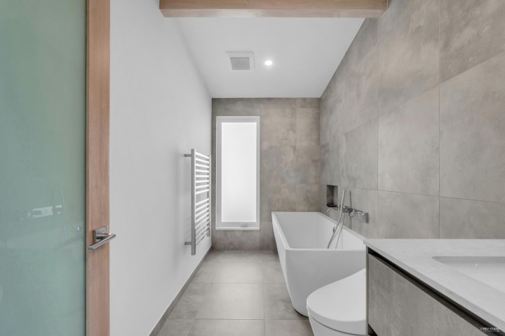 Photo 31 at 4138 Burkehill Road, Bayridge, West Vancouver