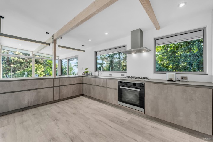 Photo 21 at 4138 Burkehill Road, Bayridge, West Vancouver