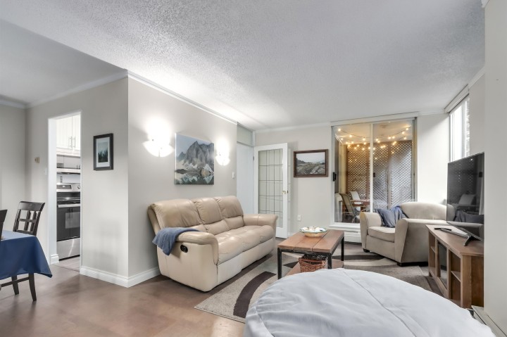 Photo 6 at 303 - 2004 Fullerton Avenue, Pemberton NV, North Vancouver