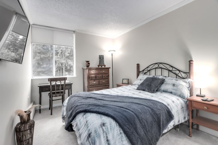 Photo 14 at 303 - 2004 Fullerton Avenue, Pemberton NV, North Vancouver