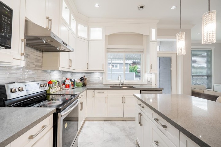 Photo 9 at 4783 Lanark Street, Knight, Vancouver East