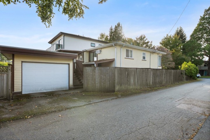 Photo 12 at 7526 Selkirk Street, South Granville, Vancouver West