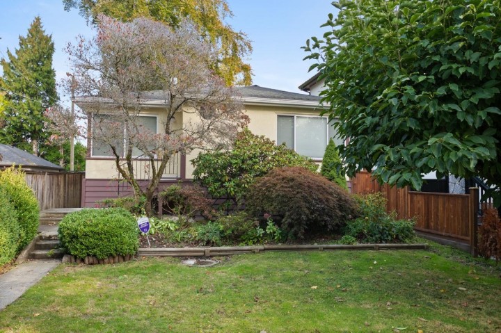 Photo 1 at 7526 Selkirk Street, South Granville, Vancouver West