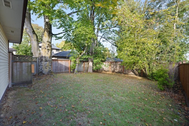 Photo 11 at 7526 Selkirk Street, South Granville, Vancouver West