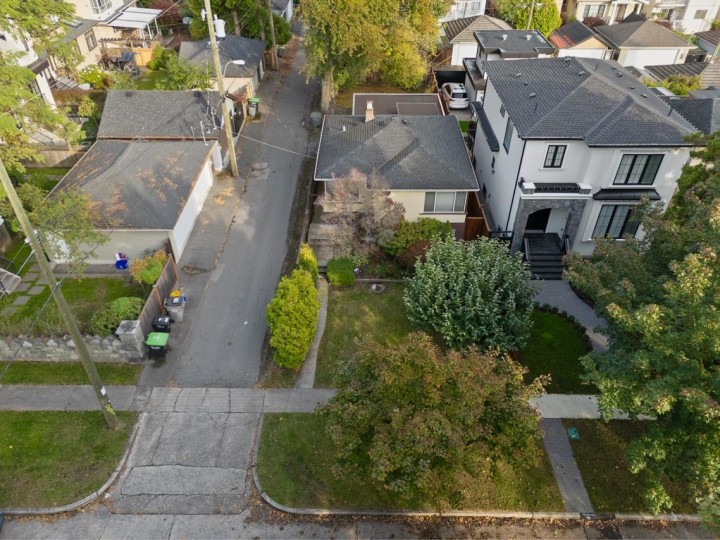 Photo 8 at 7526 Selkirk Street, South Granville, Vancouver West