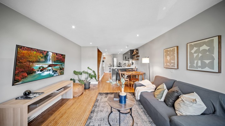 Photo 6 at 17 - 1345 W 4th Avenue, False Creek, Vancouver West