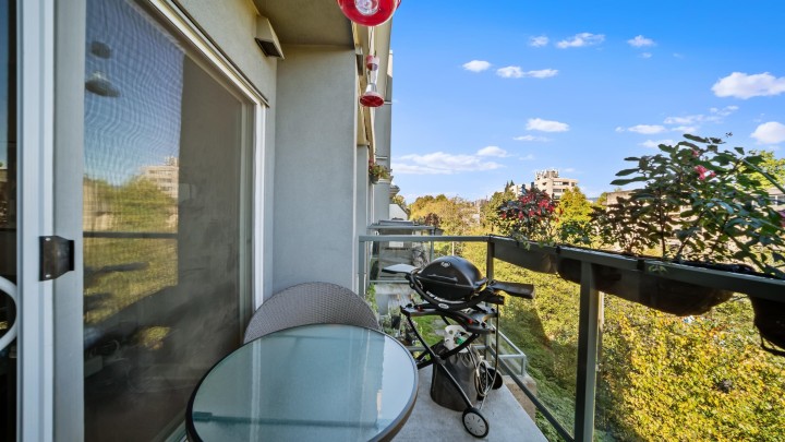 Photo 16 at 17 - 1345 W 4th Avenue, False Creek, Vancouver West