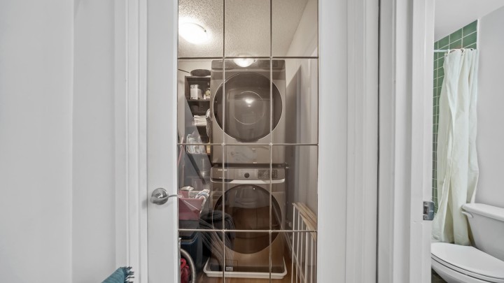 Photo 30 at 17 - 1345 W 4th Avenue, False Creek, Vancouver West