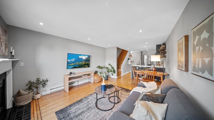 Photo 10 at 17 - 1345 W 4th Avenue, False Creek, Vancouver West