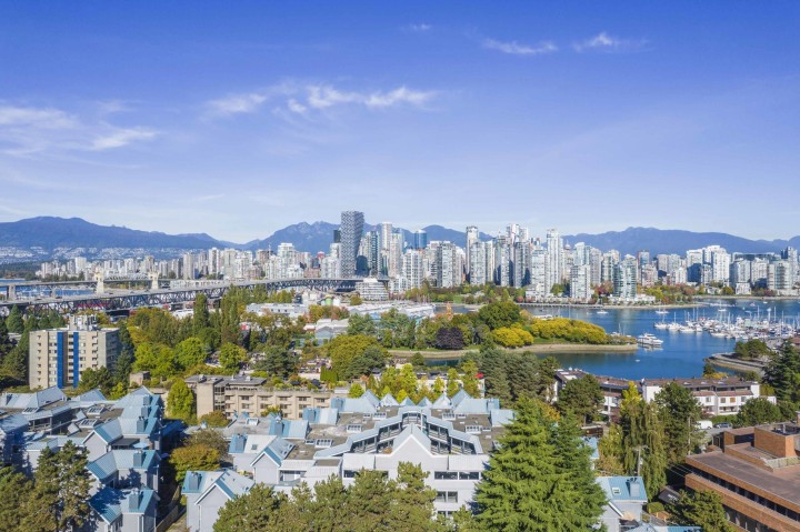 Photo 37 at 17 - 1345 W 4th Avenue, False Creek, Vancouver West