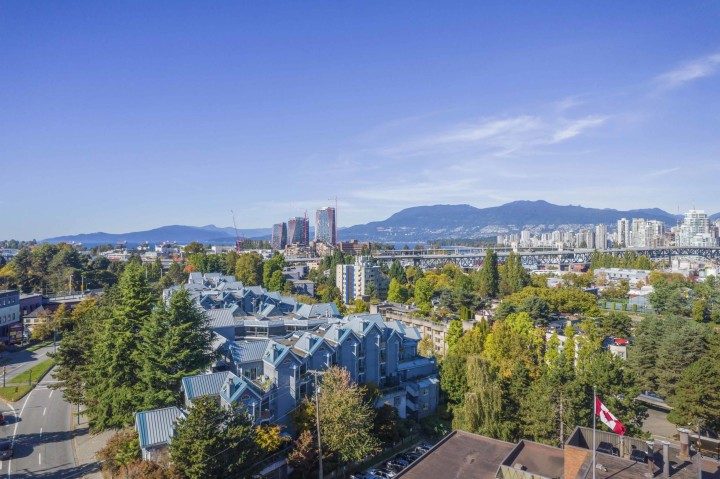 Photo 39 at 17 - 1345 W 4th Avenue, False Creek, Vancouver West