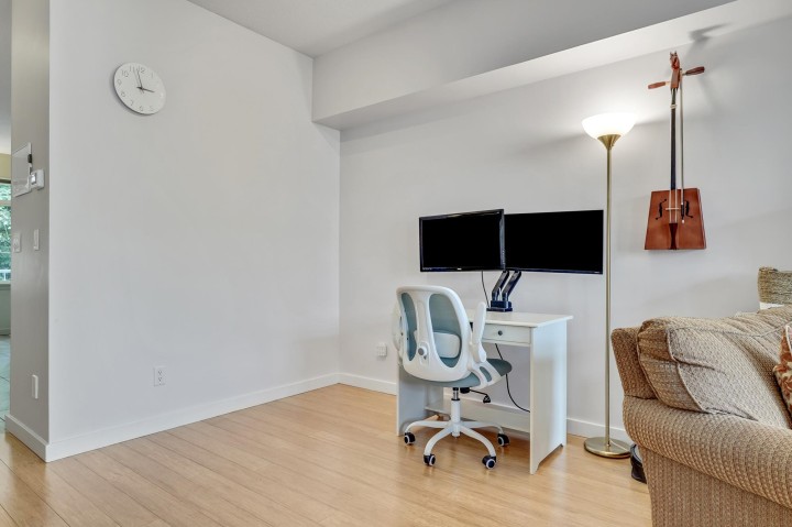 Photo 11 at 3264 Clermont Mews, Champlain Heights, Vancouver East