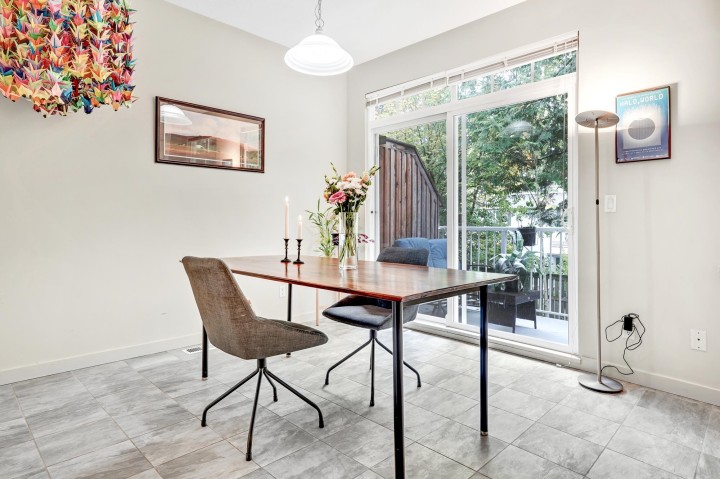 Photo 4 at 3264 Clermont Mews, Champlain Heights, Vancouver East