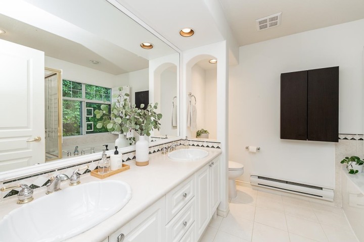 Photo 17 at 1174 Strathaven Drive, Northlands, North Vancouver