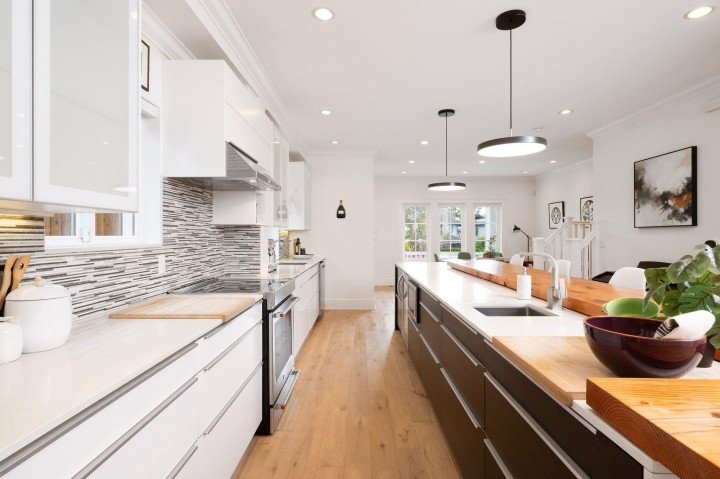 Photo 9 at 308 E 9th Street, Central Lonsdale, North Vancouver