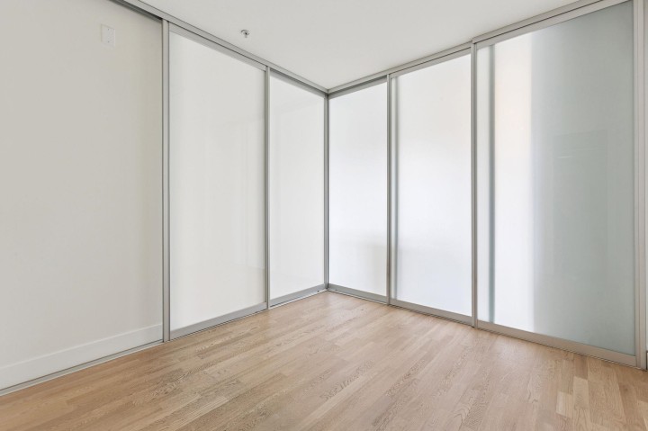 Photo 9 at 306 - 4355 W 10th Avenue, Point Grey, Vancouver West