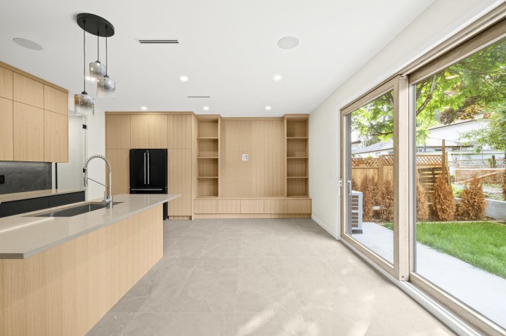 Photo 6 at 1 - 2091 E 20th Avenue, Grandview Woodland, Vancouver East