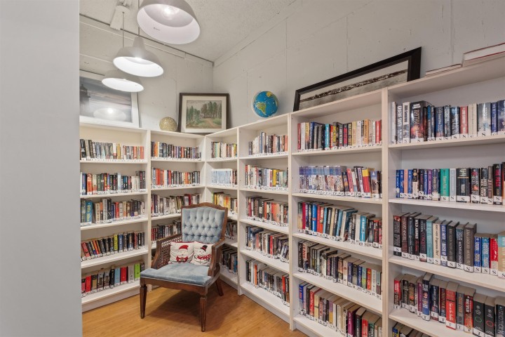 Photo 20 at 201 - 2012 Fullerton Avenue, Pemberton NV, North Vancouver