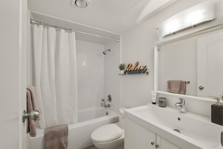 Photo 9 at 201 - 2012 Fullerton Avenue, Pemberton NV, North Vancouver