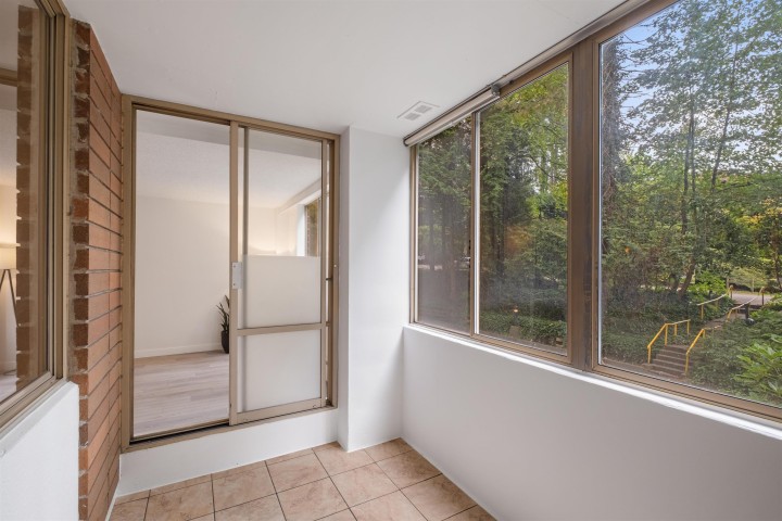 Photo 15 at 201 - 2012 Fullerton Avenue, Pemberton NV, North Vancouver