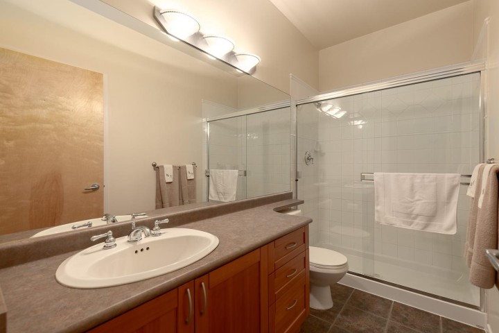 Photo 11 at 302 - 2688 Vine Street, Kitsilano, Vancouver West