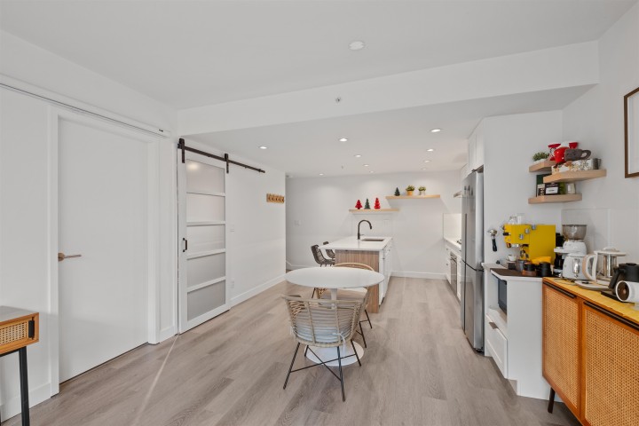 Photo 8 at 2405 Heather Street, Fairview VW, Vancouver West