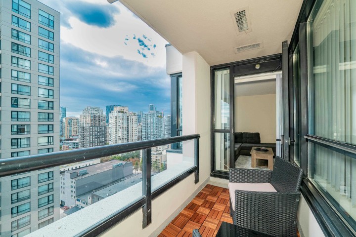 Photo 27 at 2105 - 909 Mainland Street, Yaletown, Vancouver West