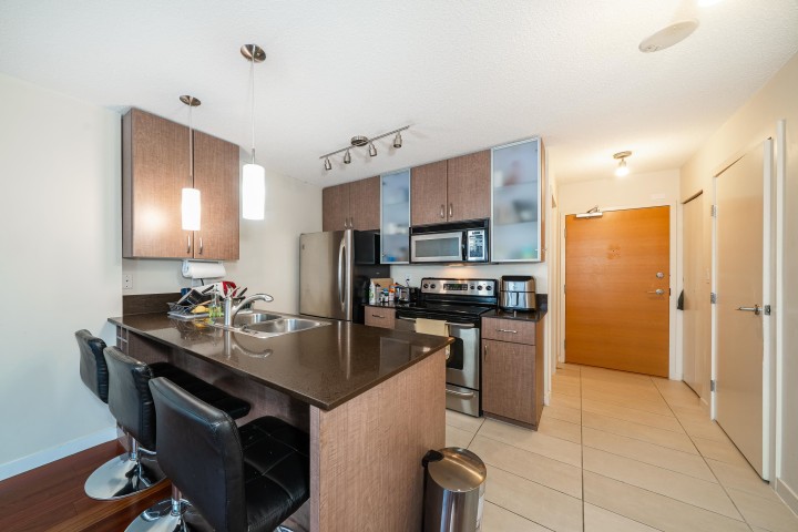 Photo 9 at 2105 - 909 Mainland Street, Yaletown, Vancouver West