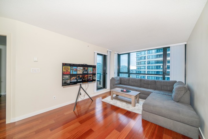 Photo 14 at 2105 - 909 Mainland Street, Yaletown, Vancouver West