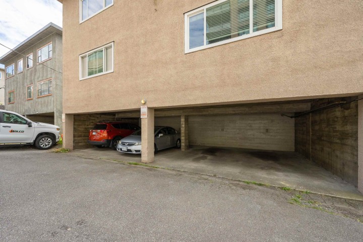 Photo 22 at 8 - 1235 W 10th Avenue, Fairview VW, Vancouver West