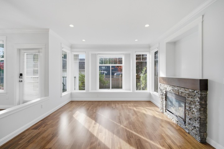 Photo 7 at 2411 George Street, Pemberton Heights, North Vancouver