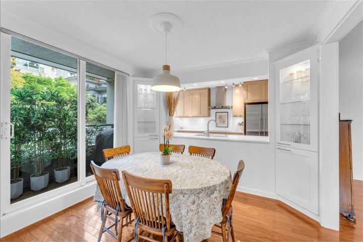 Photo 9 at 401 - 1330 Jervis Street, West End VW, Vancouver West