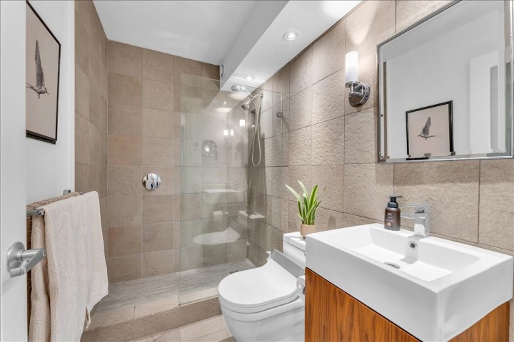 Photo 21 at 401 - 1330 Jervis Street, West End VW, Vancouver West