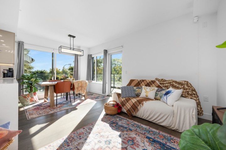 Photo 5 at 106 - 477 W 59th Avenue, South Cambie, Vancouver West