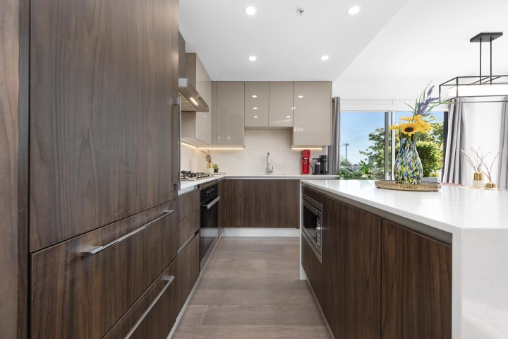 Photo 9 at 106 - 477 W 59th Avenue, South Cambie, Vancouver West