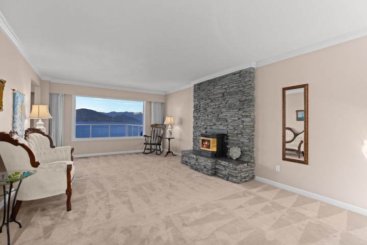 Photo 7 at 4 Strachan Point Road, Howe Sound, West Vancouver