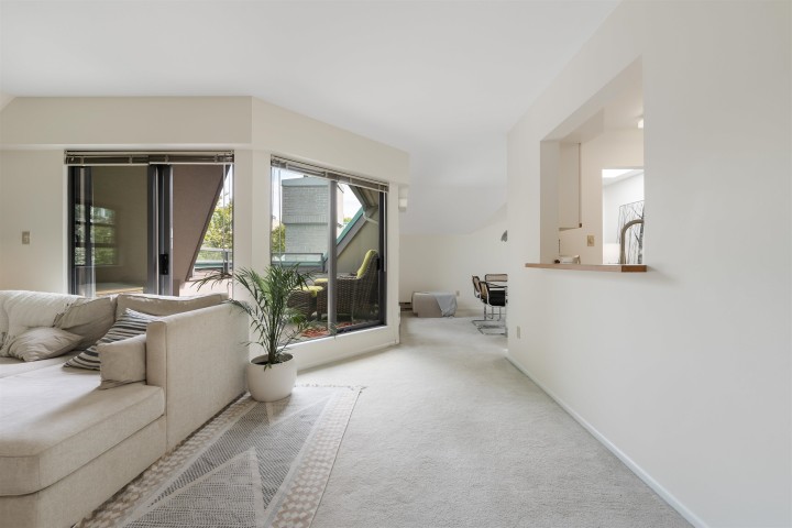 Photo 7 at E403 - 628 W 12th Avenue, Fairview VW, Vancouver West