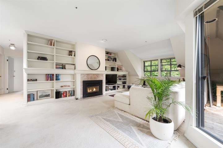 Photo 5 at E403 - 628 W 12th Avenue, Fairview VW, Vancouver West