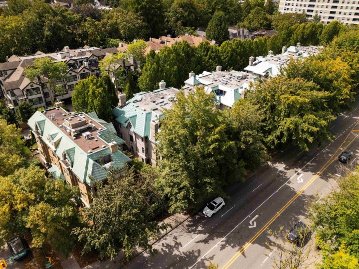 Photo 34 at E403 - 628 W 12th Avenue, Fairview VW, Vancouver West