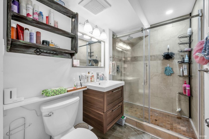 Photo 23 at 341 Rabbit Lane, British Properties, West Vancouver