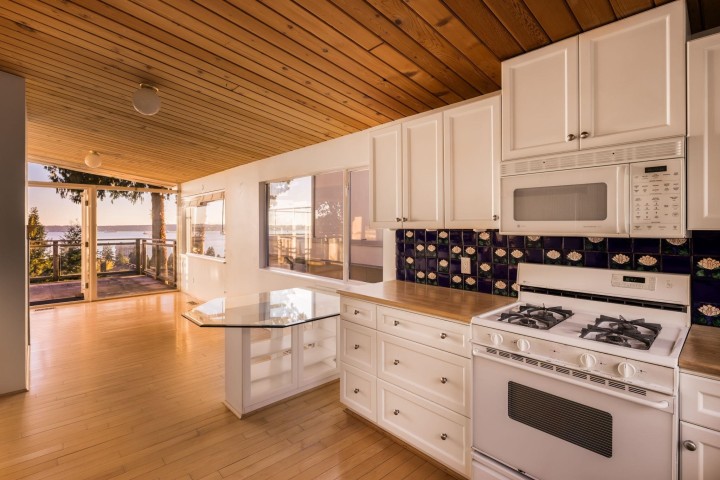 Photo 7 at 2344 Ottawa Avenue, Dundarave, West Vancouver