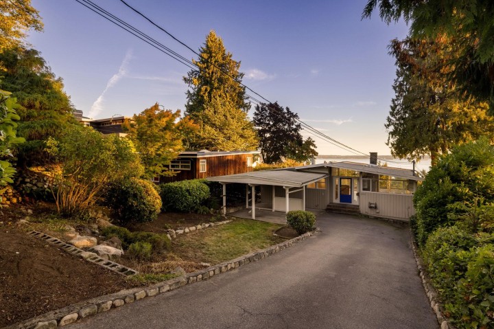 Photo 1 at 2344 Ottawa Avenue, Dundarave, West Vancouver