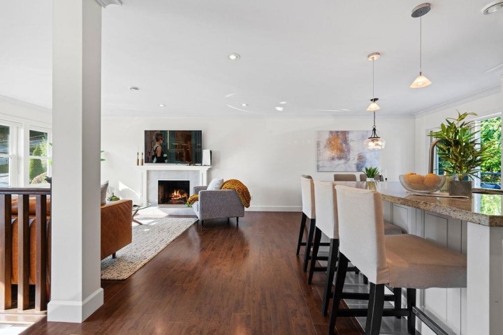 Photo 5 at 814 Plymouth Drive, Windsor Park NV, North Vancouver