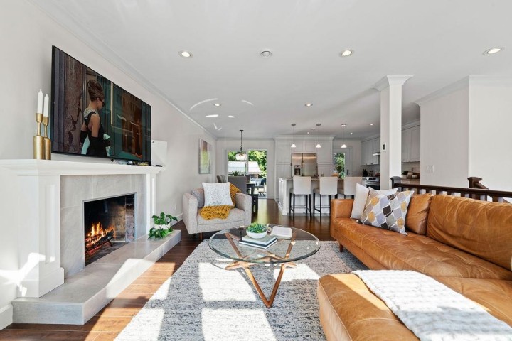 Photo 9 at 814 Plymouth Drive, Windsor Park NV, North Vancouver