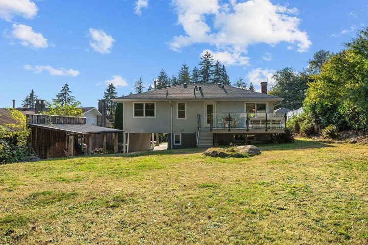 Photo 15 at 814 Plymouth Drive, Windsor Park NV, North Vancouver