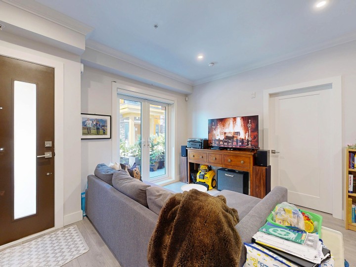 Photo 16 at 38 - 7567 Oak Street, South Granville, Vancouver West